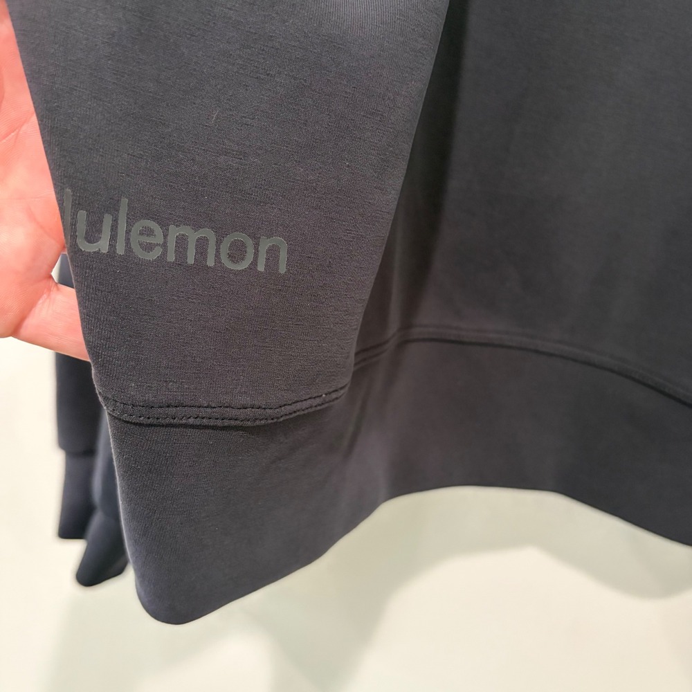 Lululemon Softstreme Perfectly Oversized Croped Crew Sweatshirt Women 10 Black - Picture 5 of 7
